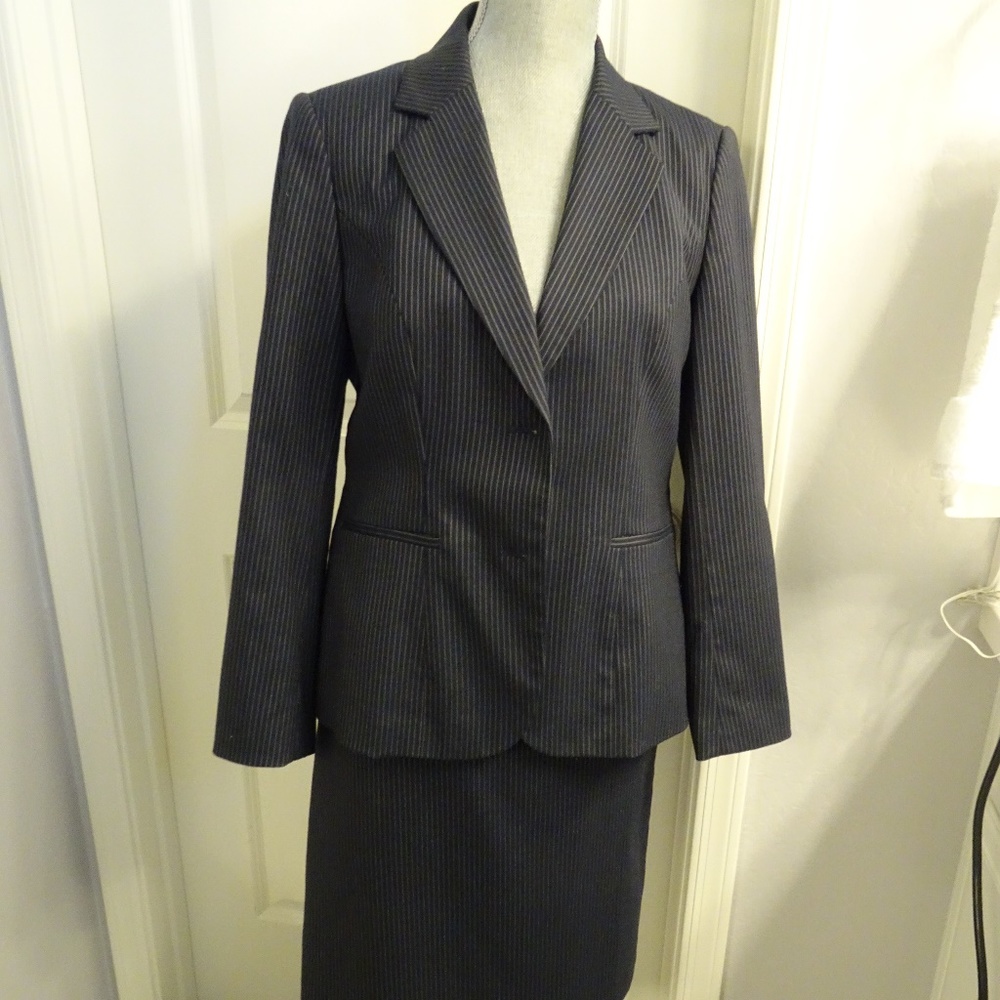 Talbots skirt suit